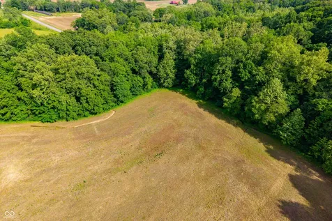 3000 W Block County Rd 900 N Freetown IN 47235