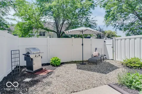 9693 Legare Street Fishers IN 46038
