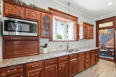 2720 S 650 E Whitestown IN 46075
