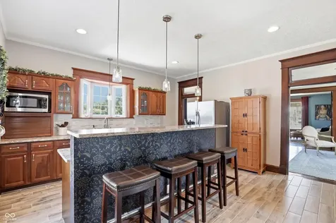 2720 S 650 E Whitestown IN 46075