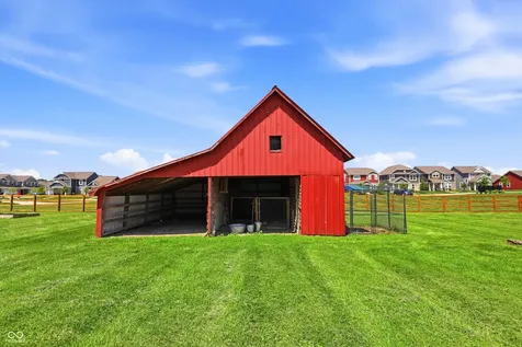 2720 S 650 E Whitestown IN 46075