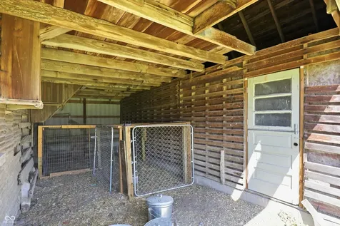 2720 S 650 E Whitestown IN 46075
