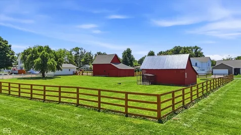 2720 S 650 E Whitestown IN 46075