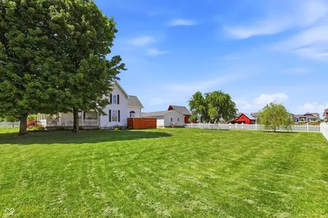 2720 S 650 E Whitestown IN 46075