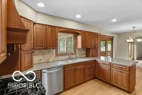 116 Derbyshire Drive Cumberland IN 46229