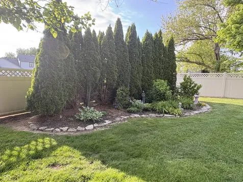 116 Derbyshire Drive Cumberland IN 46229