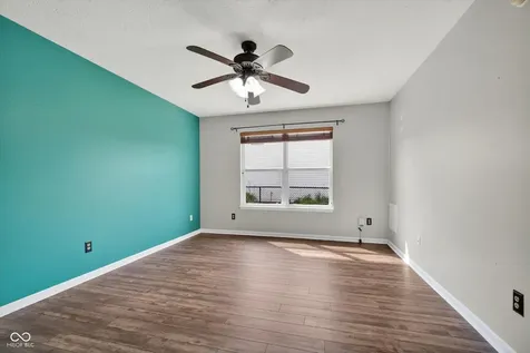 816 Heatherwood Drive Greenwood IN 46143