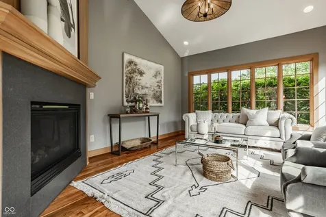 2691 Deer Run Zionsville IN 46077