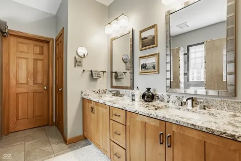 2691 Deer Run Zionsville IN 46077