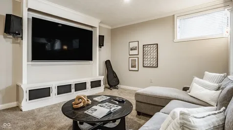 2691 Deer Run Zionsville IN 46077