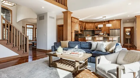 2691 Deer Run Zionsville IN 46077