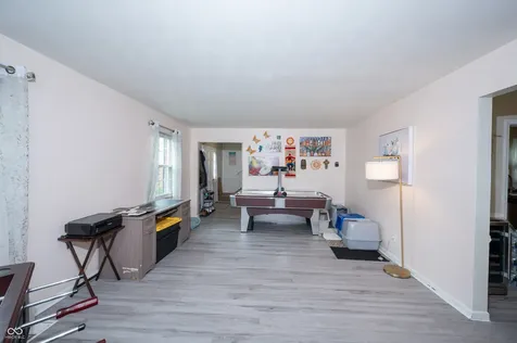 5913 Winston Drive Indianapolis IN 46226