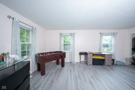 5913 Winston Drive Indianapolis IN 46226