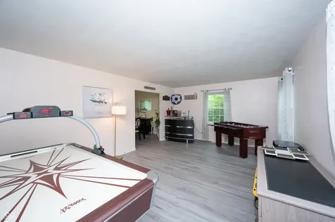 5913 Winston Drive Indianapolis IN 46226
