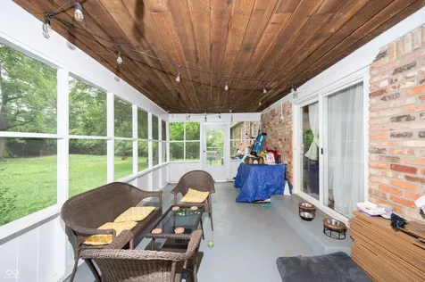 5913 Winston Drive Indianapolis IN 46226