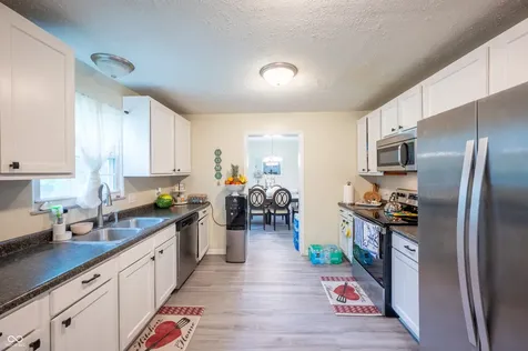 5913 Winston Drive Indianapolis IN 46226