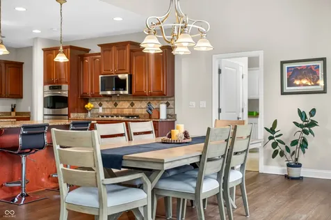 3355 W Carr Hill Road Columbus IN 47201