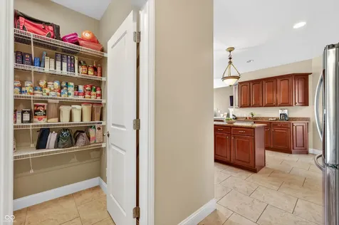 3355 W Carr Hill Road Columbus IN 47201