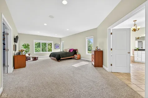 3355 W Carr Hill Road Columbus IN 47201