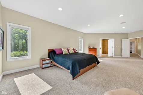 3355 W Carr Hill Road Columbus IN 47201