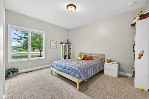 3355 W Carr Hill Road Columbus IN 47201