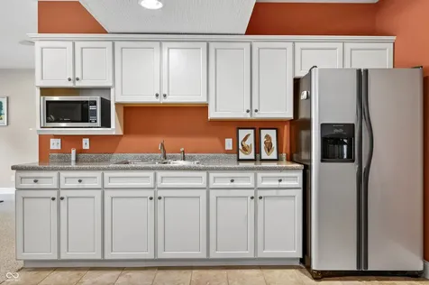 3355 W Carr Hill Road Columbus IN 47201