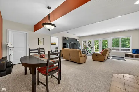 3355 W Carr Hill Road Columbus IN 47201