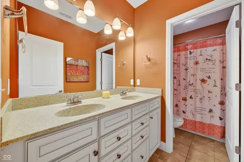 3355 W Carr Hill Road Columbus IN 47201