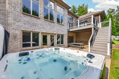 3355 W Carr Hill Road Columbus IN 47201