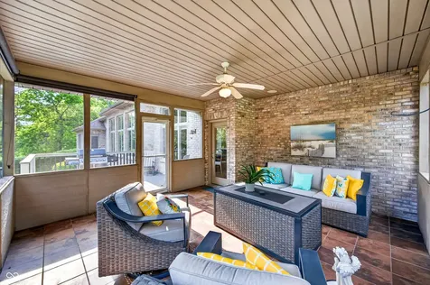 3355 W Carr Hill Road Columbus IN 47201