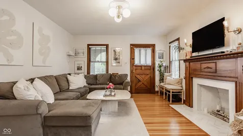6085 E 10th Street Indianapolis IN 46219