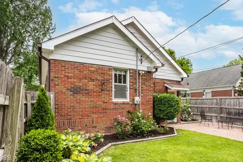 6085 E 10th Street Indianapolis IN 46219