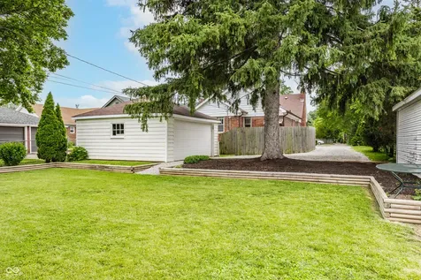 6085 E 10th Street Indianapolis IN 46219