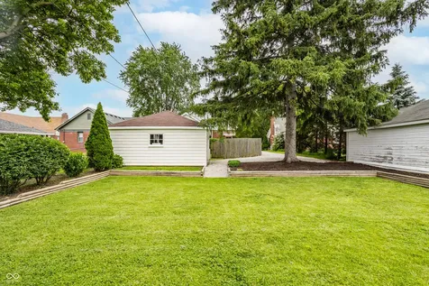 6085 E 10th Street Indianapolis IN 46219