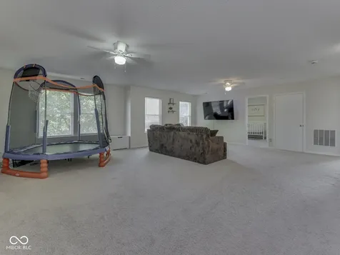 1801 Sonesta Way Indianapolis IN 46217