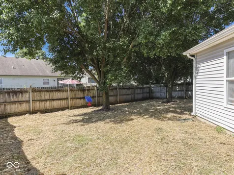 1801 Sonesta Way Indianapolis IN 46217