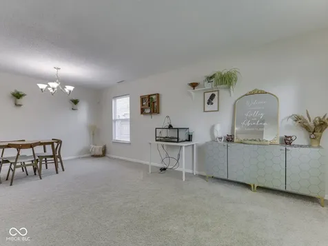 1801 Sonesta Way Indianapolis IN 46217