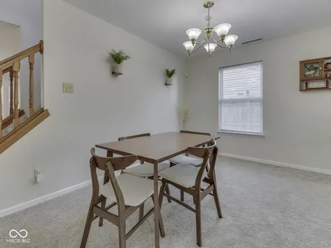 1801 Sonesta Way Indianapolis IN 46217