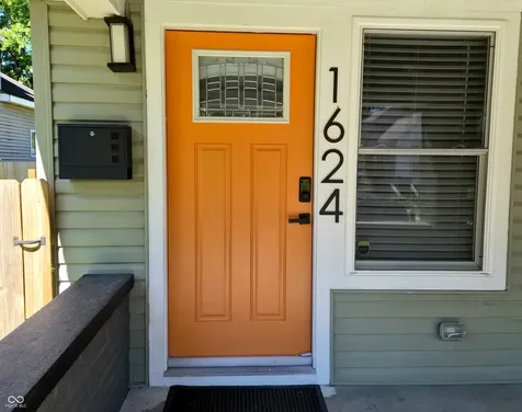1624 N Tacoma Avenue Indianapolis IN 46218