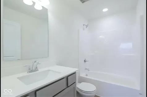 2694 Smith Road Plainfield IN 46168