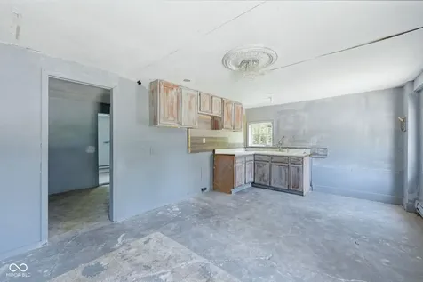 1502 S Arlington Avenue Indianapolis IN 46203