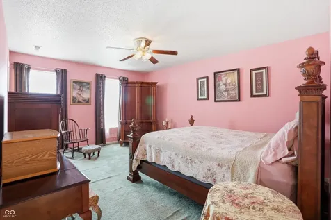 502 Streamside Drive Greenfield IN 46140