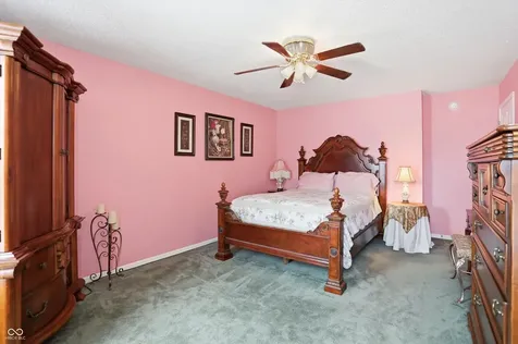 502 Streamside Drive Greenfield IN 46140