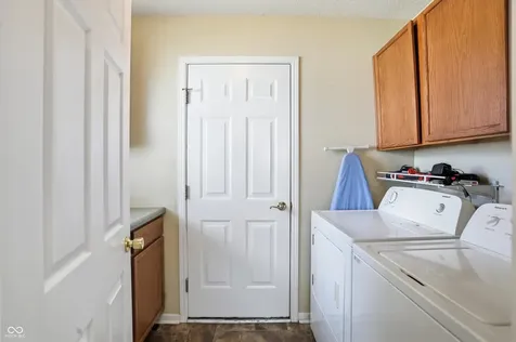 502 Streamside Drive Greenfield IN 46140