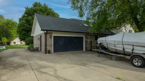 225 Southwind Way Greenwood IN 46142