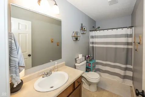 5142 Choctaw Ridge Drive Indianapolis IN 46239