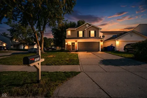 10242 Liverpool Way Indianapolis IN 46236
