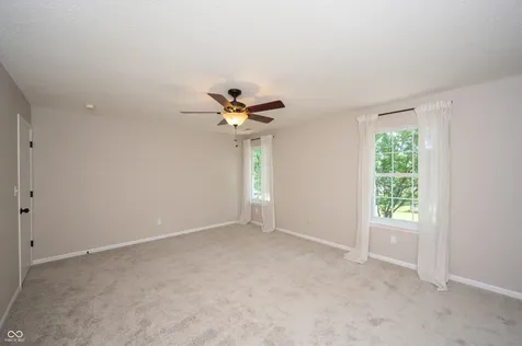 10242 Liverpool Way Indianapolis IN 46236