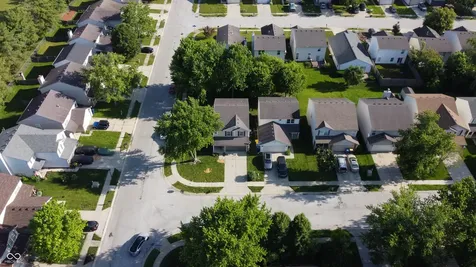 10242 Liverpool Way Indianapolis IN 46236