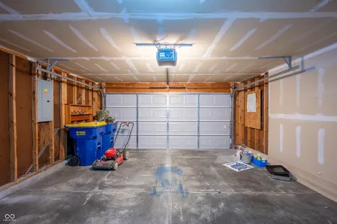 10242 Liverpool Way Indianapolis IN 46236